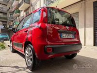 Usata Fiat Panda Lounge 69 CV (50 kW) 2014 Rosso Utilitaria