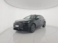 Begagnad Audi Q6 e-tron S-Line 284 kW (387 HK) 2025 Svart SUV
