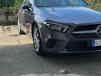 Usata Mercedes A180 136 CV (100 kW) 2019 Grigio Berlina