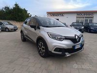 Usata Renault Captur 90 CV (66 kW) 2018 Argento SUV