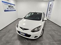 Usata Mazda 2 90th Anniversary 75 CV (55 kW) 2010 Bianco Utilitaria