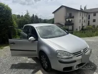 Usata VW Golf IV 102 CV (75 kW) 2005 Berlina