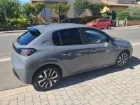 Usata Peugeot 208 Active 75 CV (55 kW) 2024 Grigio Utilitaria