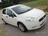 Usata Fiat Grande Punto 75 CV (55 kW) 2013 Bianco Utilitaria