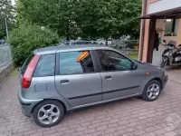 Usata Fiat Punto 73 CV (53 kW) 1994 Grigio Berlina