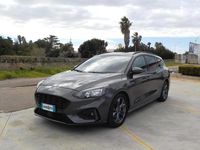 Usata Ford Focus ST-Line 120 CV (88 kW) 2019 Grigio Station wagon
