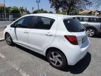 Usata Toyota Yaris Hybrid Active 75 CV (55 kW) 2017 Berlina