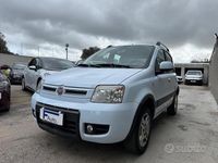 Usata Fiat Panda Climbing 60 CV (44 kW) 2010 Bianco Utilitaria