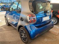 Usata Smart ForTwo Electric Drive Prime 41 kW (56 CV) 2021 Blu Utilitaria