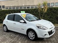 Usata Renault Clio II 75 CV (55 kW) 2010 Bianco Utilitaria