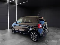 Usata Smart ForFour Passion 71 CV (52 kW) 2019 Bodypanels in black Utilitaria