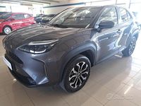 Usata Toyota Yaris Hybrid Trend 92 CV (67 kW) 2022 Grigio Station wagon