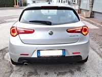 Usata Alfa Romeo Giulietta Super 120 CV (88 kW) 2017 Grigio Utilitaria