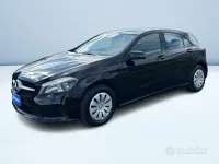Usado Mercedes A160 Executive 90 CV (66 kW) 2016 Negro Berlina