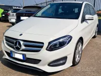 Usata Mercedes B180 109 CV (80 kW) 2018 Bianco Utilitaria