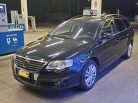 Usata VW Passat 105 CV (77 kW) 2010 Nero Station wagon