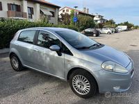 Usata Fiat Grande Punto Dynamic 77 CV (56 kW) 2005 Utilitaria