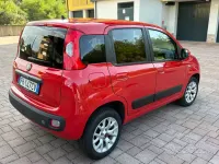 Usata Fiat Panda Lounge 85 CV (62 kW) 2017 Rosso Utilitaria