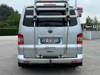 Usata VW Multivan Highline 131 CV (96 kW) 2004 Argento Monovolume
