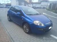 Usata Fiat Punto Evo S 69 CV (50 kW) 2011 Bluazzurro Utilitaria