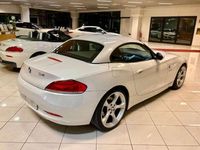 Begagnad BMW Z4 Efficient Dynamics 184 HK (135 kW) 2011 Vit Cab