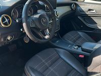 Käytetty Mercedes CLA220 177 HP (130 kW) 2015 Musta Sedan