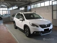 Usata Peugeot 2008 Allure 81 CV (59 kW) 2016 Bianco SUV