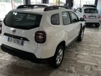 Usata Dacia Duster Comfort 101 CV (74 kW) 2021 Bianco SUV