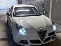 Usata Alfa Romeo Giulietta Distinctive 140 CV (102 kW) 2013 Bianco Utilitaria