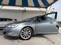 Usata Opel Astra Cosmo 125 CV (91 kW) 2012 Grigio Berlina