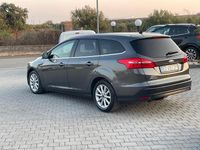 Usata Ford Focus 120 CV (88 kW) 2015 Grigio Station wagon