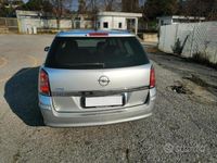 Usata Opel Astra Cosmo 101 CV (74 kW) 2008 Grigio Station wagon
