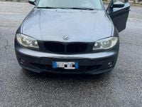 Usata BMW 118 143 CV (105 kW) 2007 Grigio Utilitaria