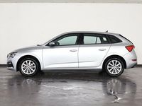 Usata Skoda Scala Ambition 110 CV (80 kW) 2022 Argento brillante Utilitaria