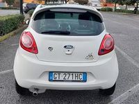 Usata Ford Ka 69 CV (50 kW) 2016 Bianco Berlina