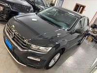 Usata VW T-Roc Advance 115 CV (84 kW) 2020 Grigio SUV