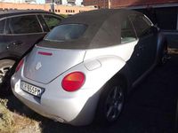 Usata VW New Beetle Cabriolet 101 CV (74 kW) 2004 Grigio Cabrio