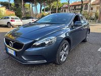 Usata Volvo V40 2017 Blu Berlina