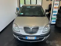 Usata Lancia Ypsilon 60 CV (44 kW) 2005 Grigio Utilitaria
