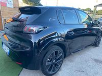 Usata Peugeot 208 GT-line 101 CV (74 kW) 2023 Nero Utilitaria