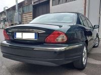 Usata Jaguar X-type Executive 156 CV (114 kW) 2002 Verde Berlina
