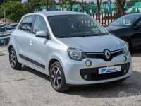 Usado Renault Twingo 69 HP (50 kW) 2022 Cinzento Citadino