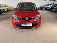 Usata Renault Twingo SE 69 CV (50 kW) 2019 Rosso Utilitaria