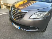 Usata Lancia Ypsilon Silver 85 CV (62 kW) 2013 Grigio Utilitaria