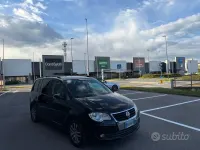 Usata VW Touran Trendline 102 CV (75 kW) 2008 Nero Monovolume