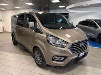 Usata Ford Tourneo Titanium 150 CV (110 kW) 2022 Diffused silver Monovolume