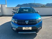Usata Dacia Sandero Stepway 90 CV (66 kW) 2017 Blu Berlina
