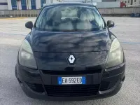 Usata Renault Scénic Dynamique 110 CV (80 kW) 2010 Nero Monovolume