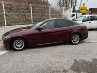 Usata Alfa Romeo Giulia 150 CV (110 kW) 2016 Rosso Berlina