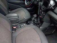 Usata Mini Cooper D 116 CV (85 kW) 2015 Utilitaria